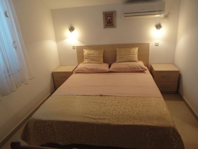 Guest House Pavkovic สลาโน ห้อง รูปภาพ