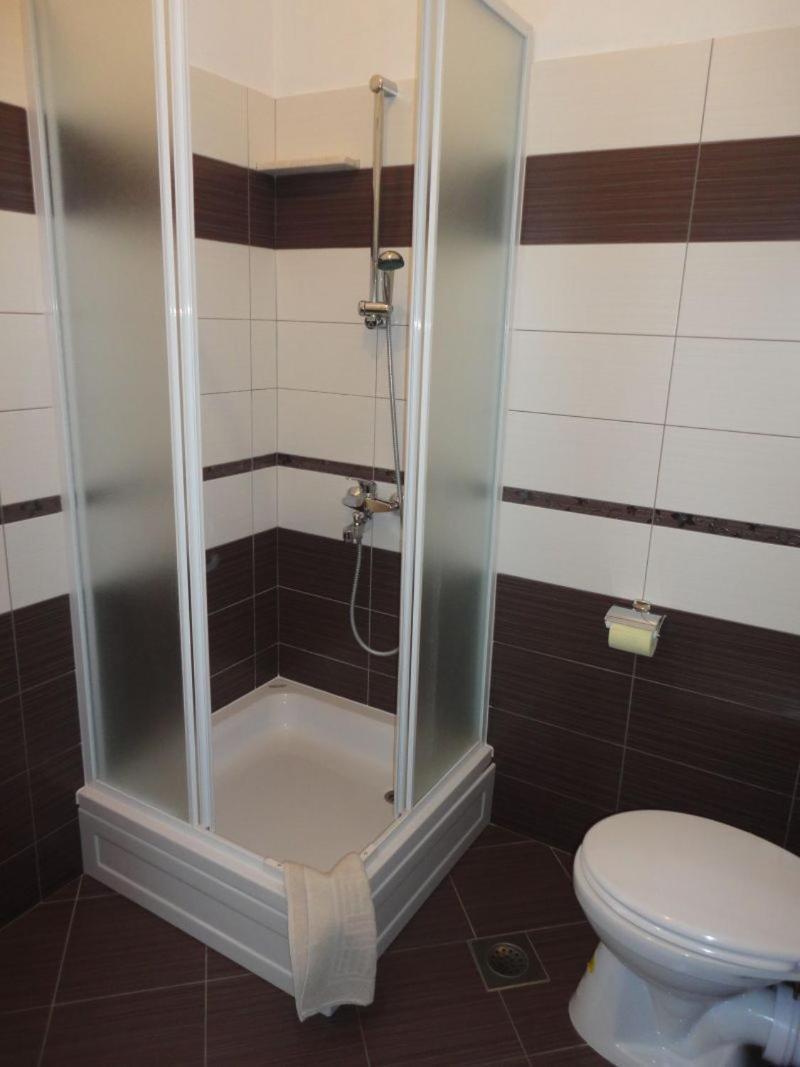 Guest House Pavkovic สลาโน ภายนอก รูปภาพ