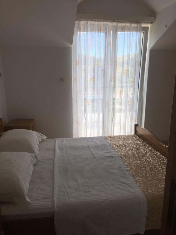 Guest House Pavkovic สลาโน ภายนอก รูปภาพ
